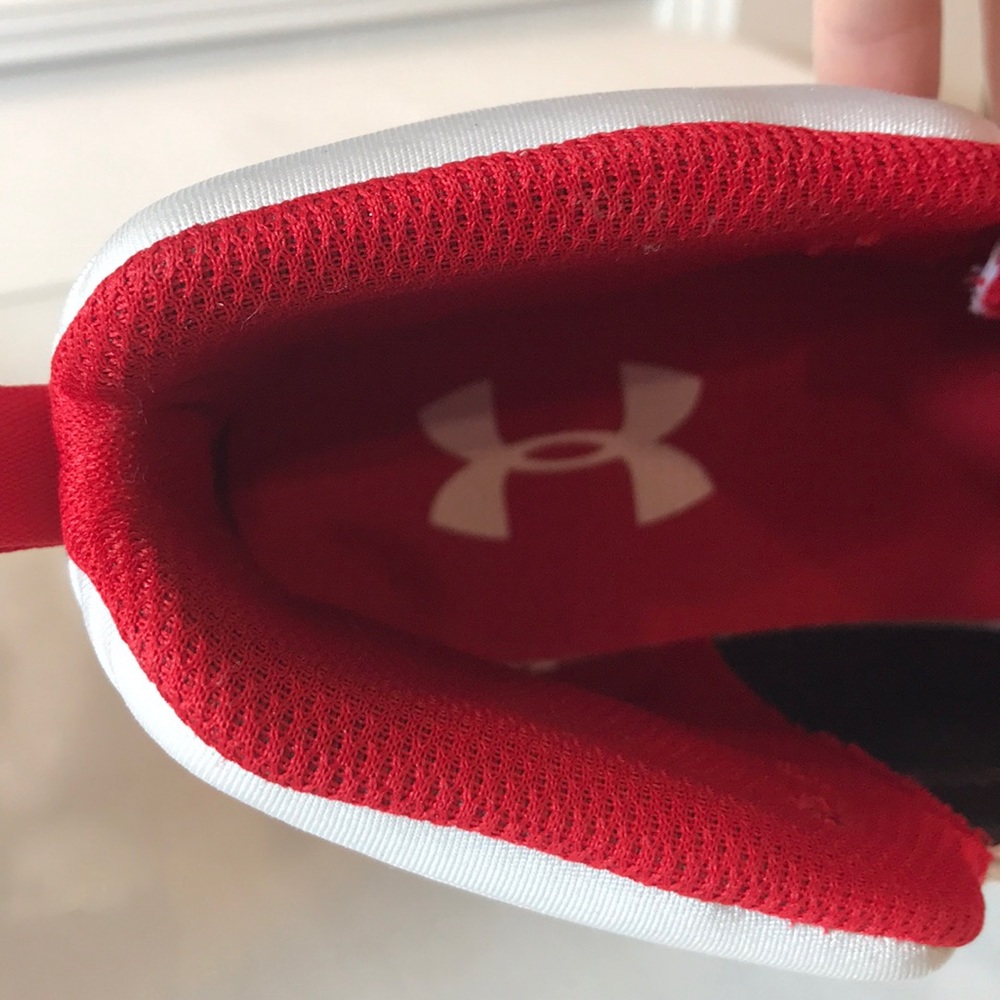 Under Armour Basketball 🏀 shoes sneakers 8.5  NWT - Picture 6 of 6